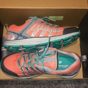 Eddie Bauer women’s Highline Trail sneakers